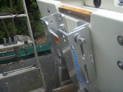 Boston Whaler - Jack Plate Install