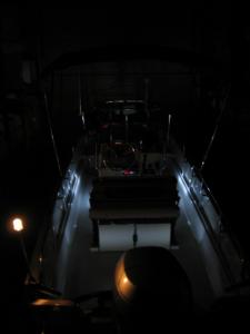 Boston Whaler - Courtesy lighting 3