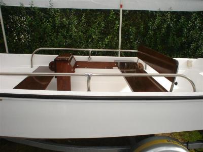 Boston Whaler - Almost there 2