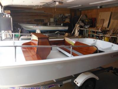 Boston Whaler - Wood Finally going in
