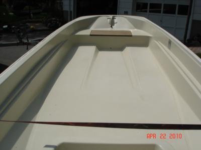 Boston Whaler - Interior cleaned up