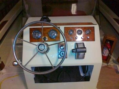 Boston Whaler - Test fitting console