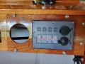 Boston Whaler - Console Electrical and Communications Circuits