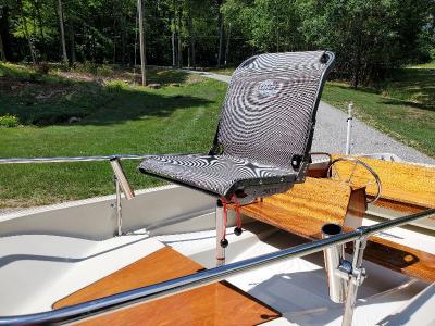 Boston Whaler - Fishing Seat