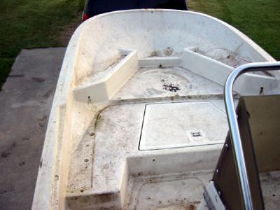 Boston Whaler - Port Bow Interior