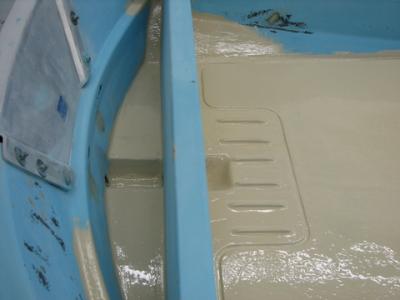 Boston Whaler - base primer 2