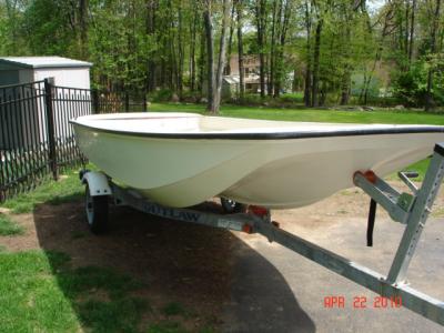 Boston Whaler - Bare hull