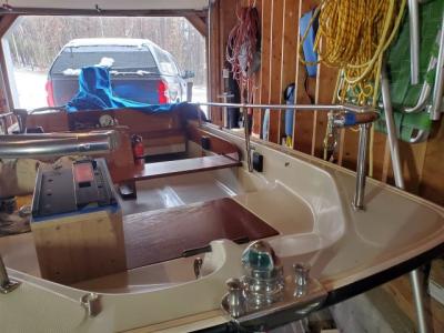 Boston Whaler - Create Gate In Super Sport Rail