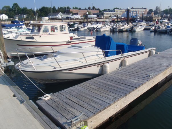 Whaler Central Boston Whaler Boat Information And Photos